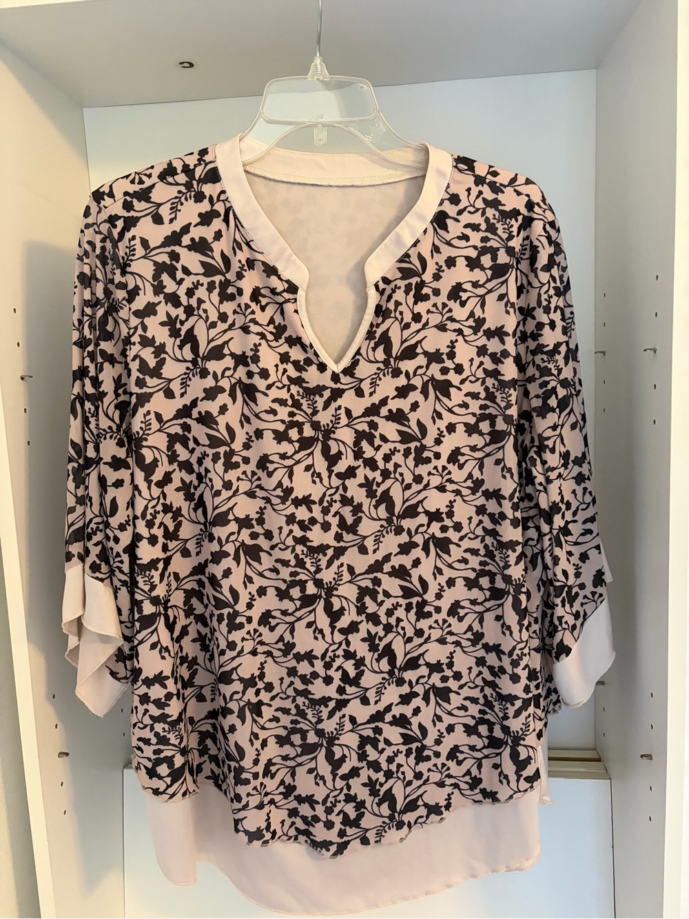Women's Pink Floral V-Neck Blouse
